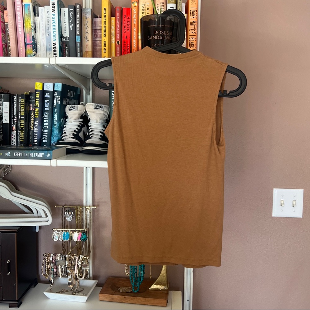 SOLD Rachel Zoe Women’s Sleeveless Ribbed Top